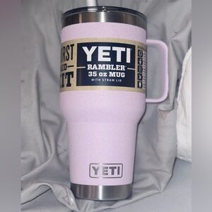 YETI Rambler 35 oz Mug with Straw Lid - Light Pink